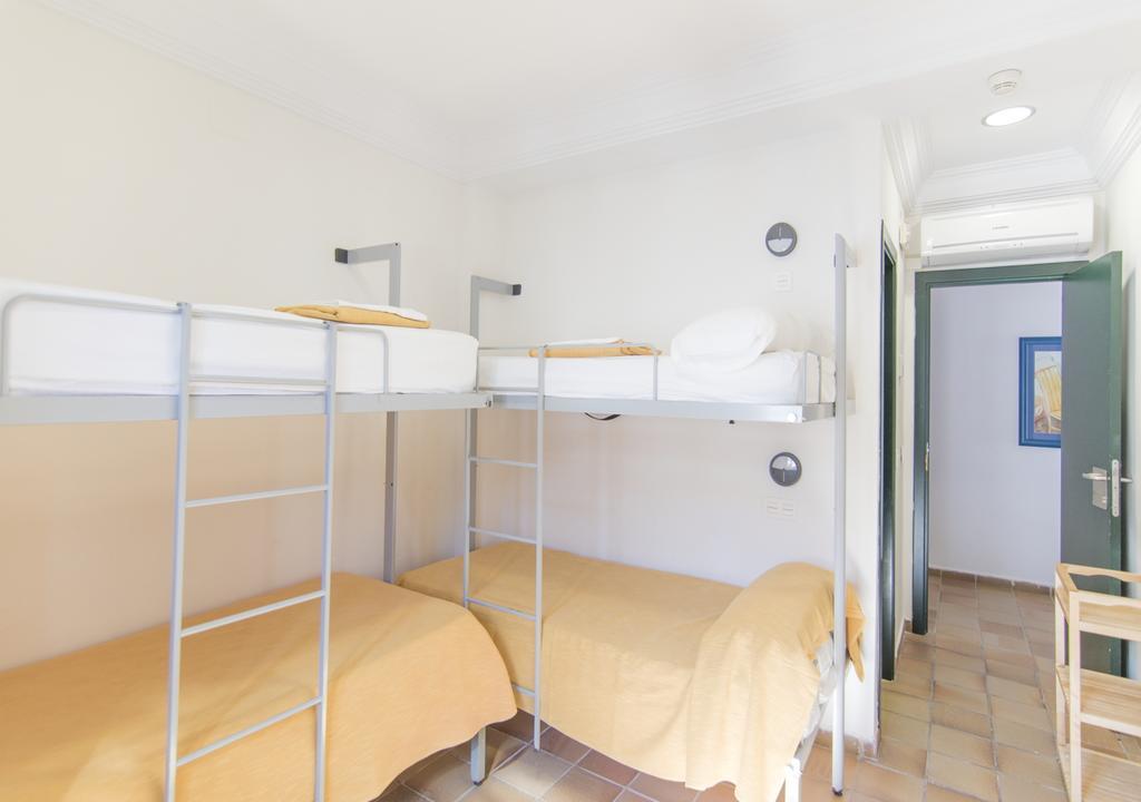 Albergue Inturjoven プンタ・ウンブリア エクステリア 写真